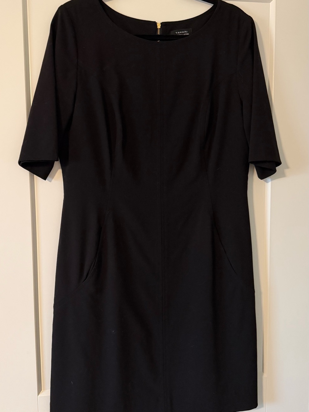 Tahari Black Short Sleeve Sheath Dress with Scoop Neck